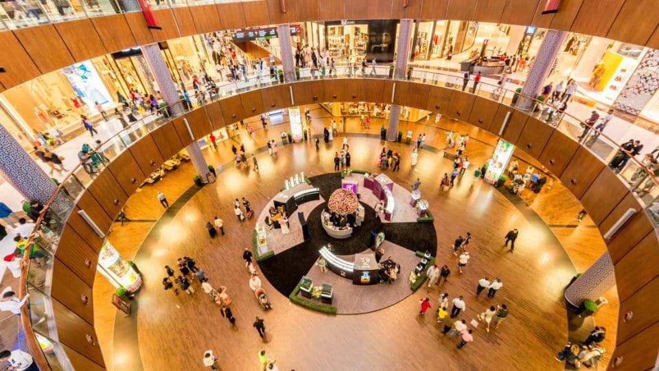 הקניות בדובאי: מהמולים המפוארים לשווקים המסורתיים